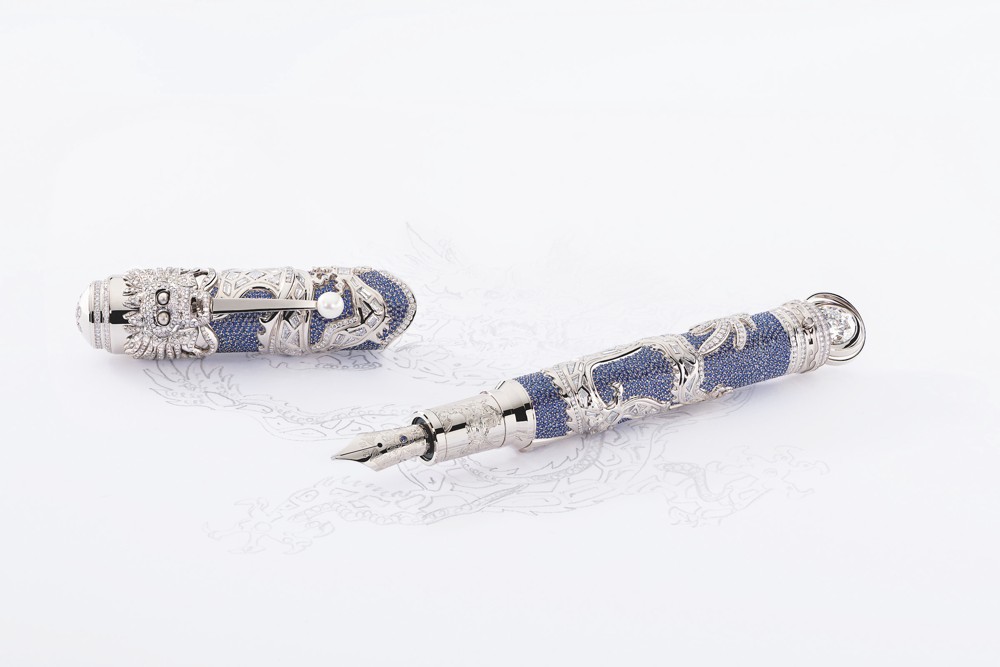High Artistry Homage to Emperor Kangxi Limited Edition 1, The Royal Blue Dragon von Montblanc.