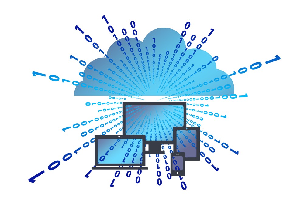 Auf die Cloud wird zunehmend mobil zugegriffen. Sie ist aber auch ein potenzielles Sicherheitsrisiko für Unternehmen. Abbildung: Pixabay