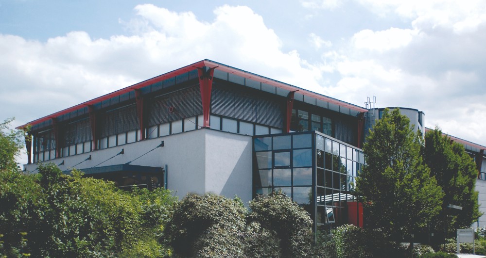 Der Firmensitz in Balingen am Rande der Schwäbischen Alb. Abbildung: Krug & Priester