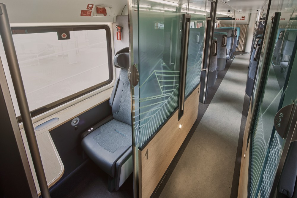 Die vier Bürokabinen sind abschließbar. Abbildung: Neomind, Deutsche Bahn AG 