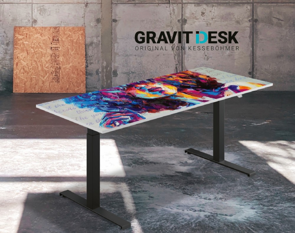 Keiner ist wie meiner: Der GRAVIT-iDESK kombiniert bestmögliche Ergonomie mit individuellem Tischplattendesign. Abbildung: Kesseböhmer Ergonomietechnik   