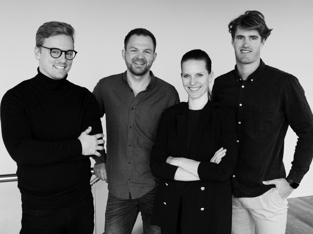 Das aktuelle Management-Team von Brickbyte: Norman Romeike, Constantin Beyerle, Alessia Finckenstein und Tobias Hetfleisch (v. l. n. r.). Abbildung Brickbyte