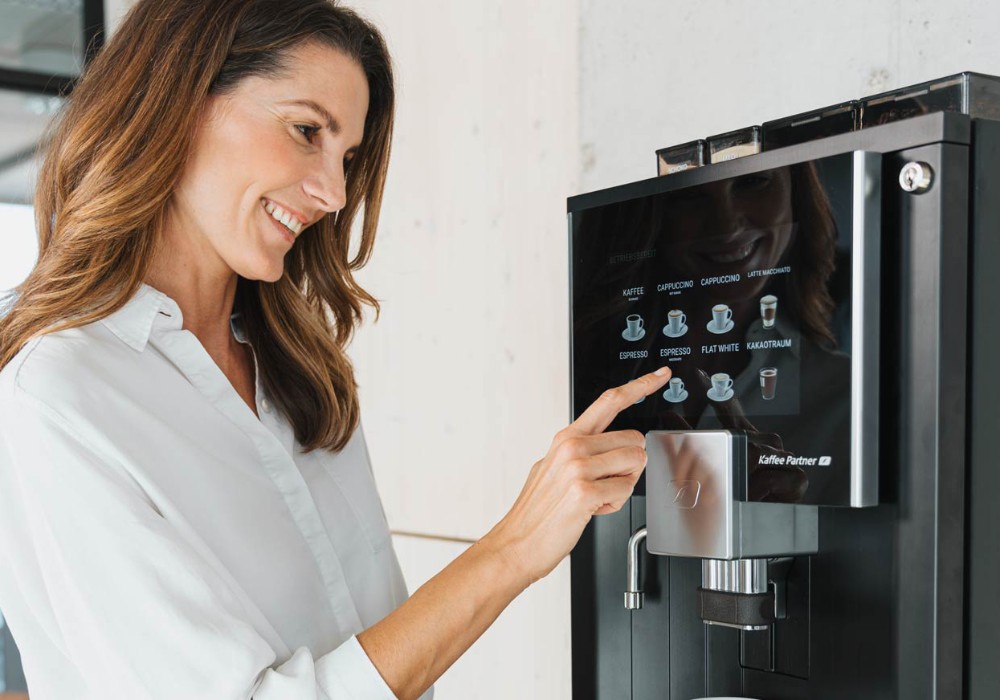 Die Barista Velluto von Kaffee Partner ist ein rundum durchdachtes System, das zur modernen Arbeitswelt passt. Abbildung: Kaffee Partner