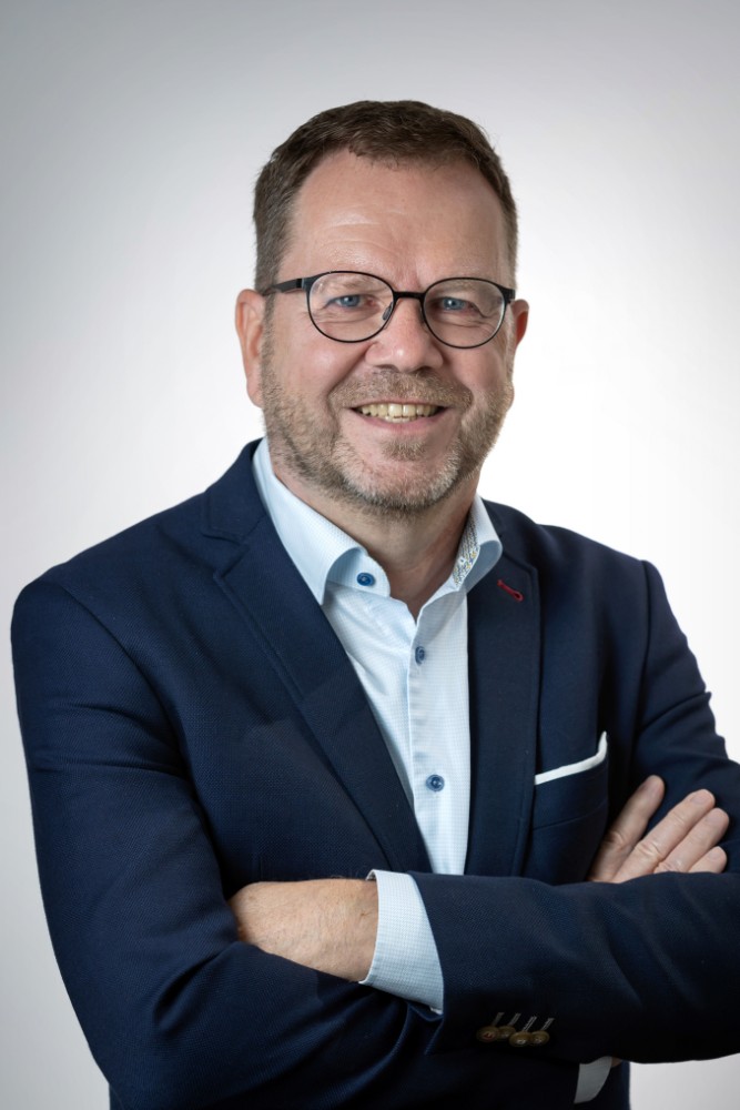 Lutz Hardge, Regional Sales Director DACH, AOC International B.V. und MMD Monitors & Displays B.V. Abbildung: aoc.com