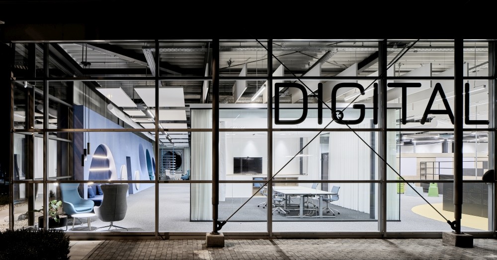 Digital, aber dennoch physisch spürbare und attraktive Arbeitsplätze. Abbildung: Lennart Wiedemuth