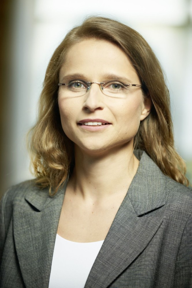 Dr. Marlen Cosmar, Leiterin Referat Arbeitswelten, Mobilität und Gesundheit, DGUV Akademie. Abildung: DGUV Akademie