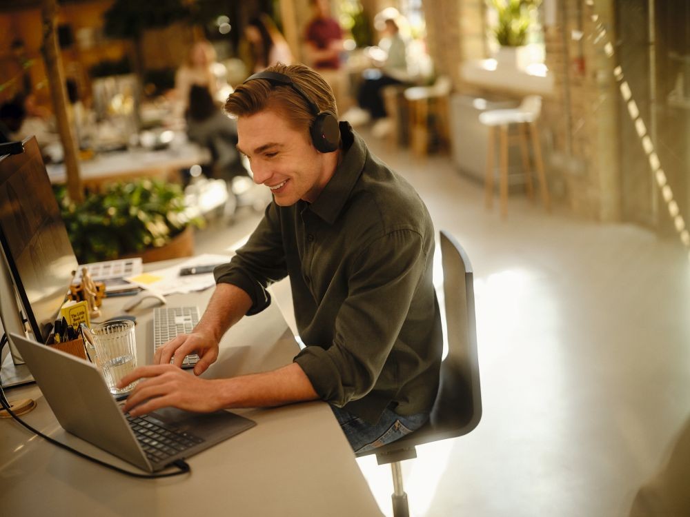 Der Evolve3 65 Flex von Jabra. Abbildung: Jabra